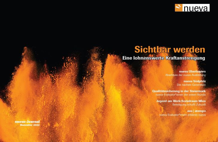nueva Journal Titelseite; Feuer vor schearzem Hintergrund
